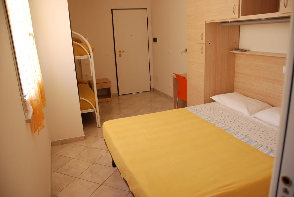 Hotel La Playa San Benedetto del Tronto Bagian luar foto