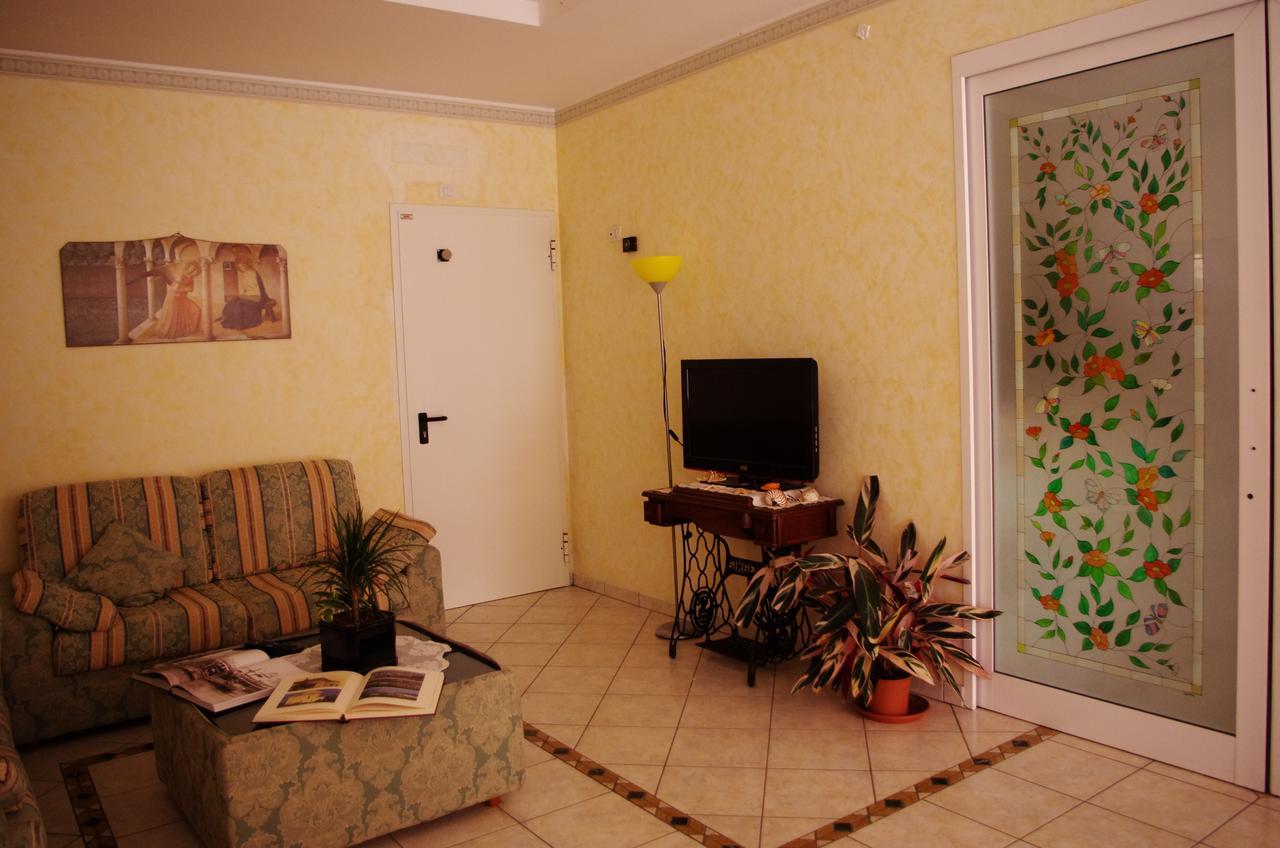 Hotel La Playa San Benedetto del Tronto Bagian luar foto