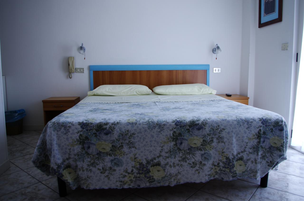 Hotel La Playa San Benedetto del Tronto Bagian luar foto